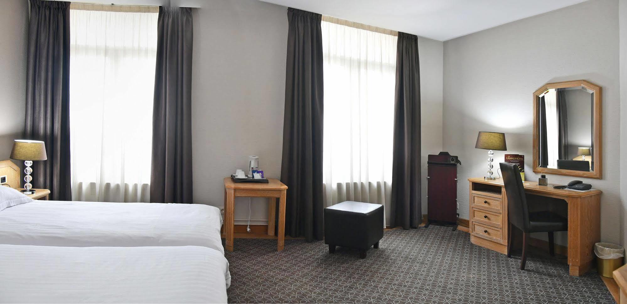 Le Grand Hotel แซ็ง-ก็องแต็ง ภายนอก รูปภาพ