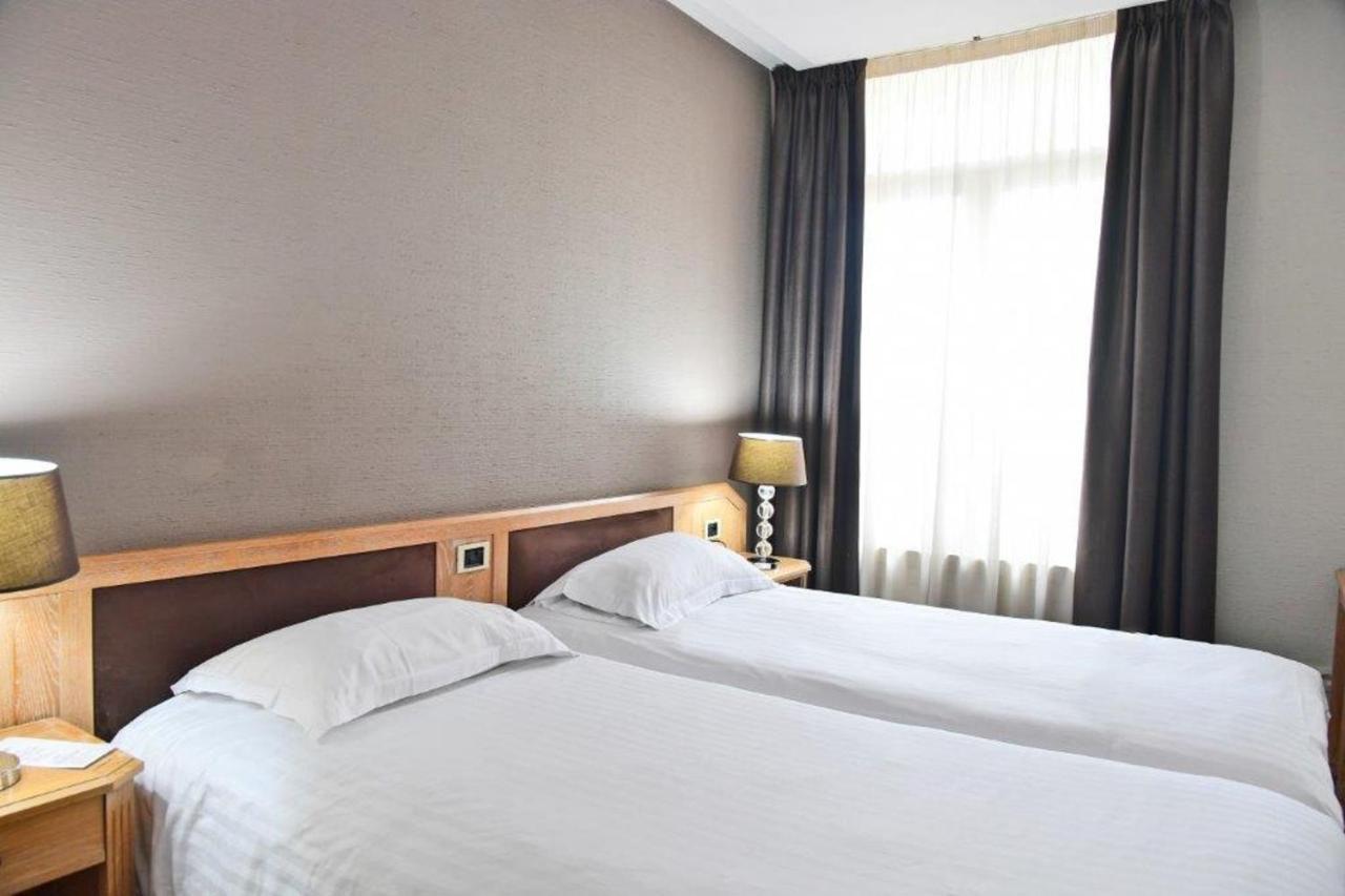 Le Grand Hotel แซ็ง-ก็องแต็ง ภายนอก รูปภาพ